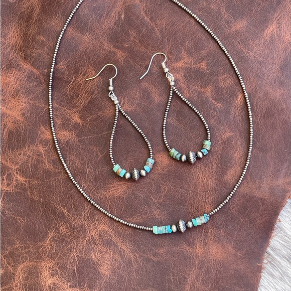 Palomino Princess Necklace| genuine Navajo pearls | genuine turquoise - Picture 2 of 2